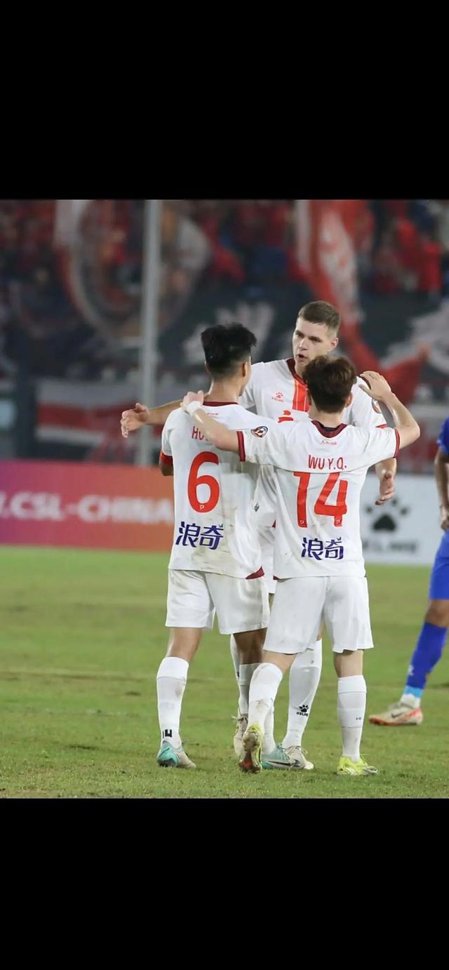 开云平台关于广州队清晨篮板制胜，志在中超名次提升，悬念犹存，球队文化再被提及的信息