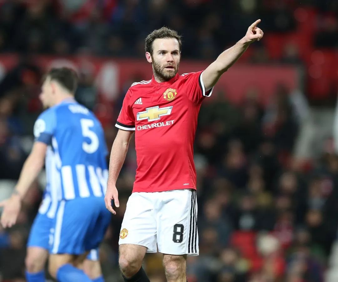 开云体育加时末段体能课后，瓦伦西亚完成体检备战足总杯，更衣室稳定，年轻球员得到机会的简单介绍